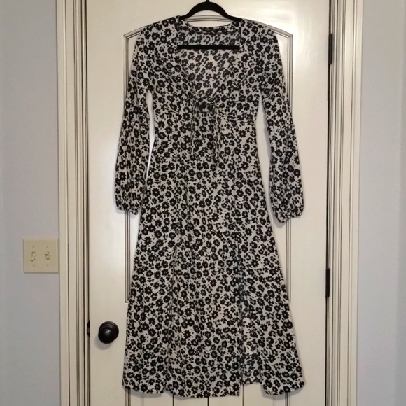 Nasty Gal Collection Floral Long Maxi Dress Long Sleeve Size 0 Navy/Cream - Picture 1 of 10